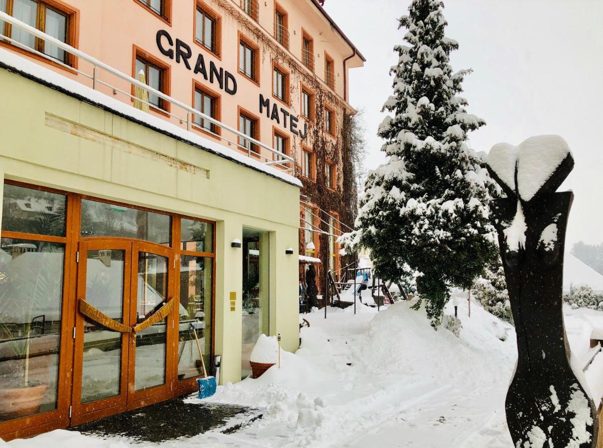 Hotel & Penzion Grand Matej Banská Štiavnica Екстериор снимка