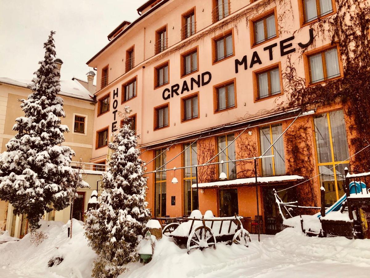 Hotel & Penzion Grand Matej Banská Štiavnica Екстериор снимка